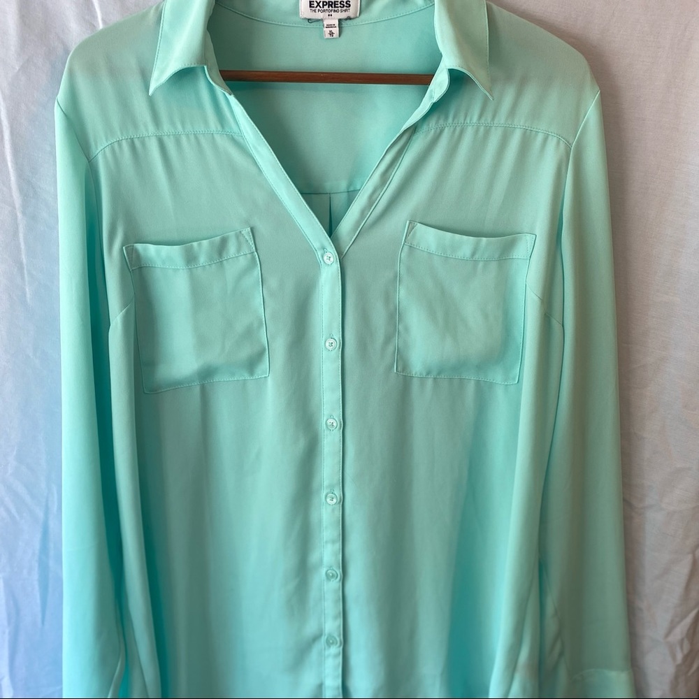 Express, Light Blue, Portofini Long Sleeve Button Up Blouse SizeExtra Large (XL)